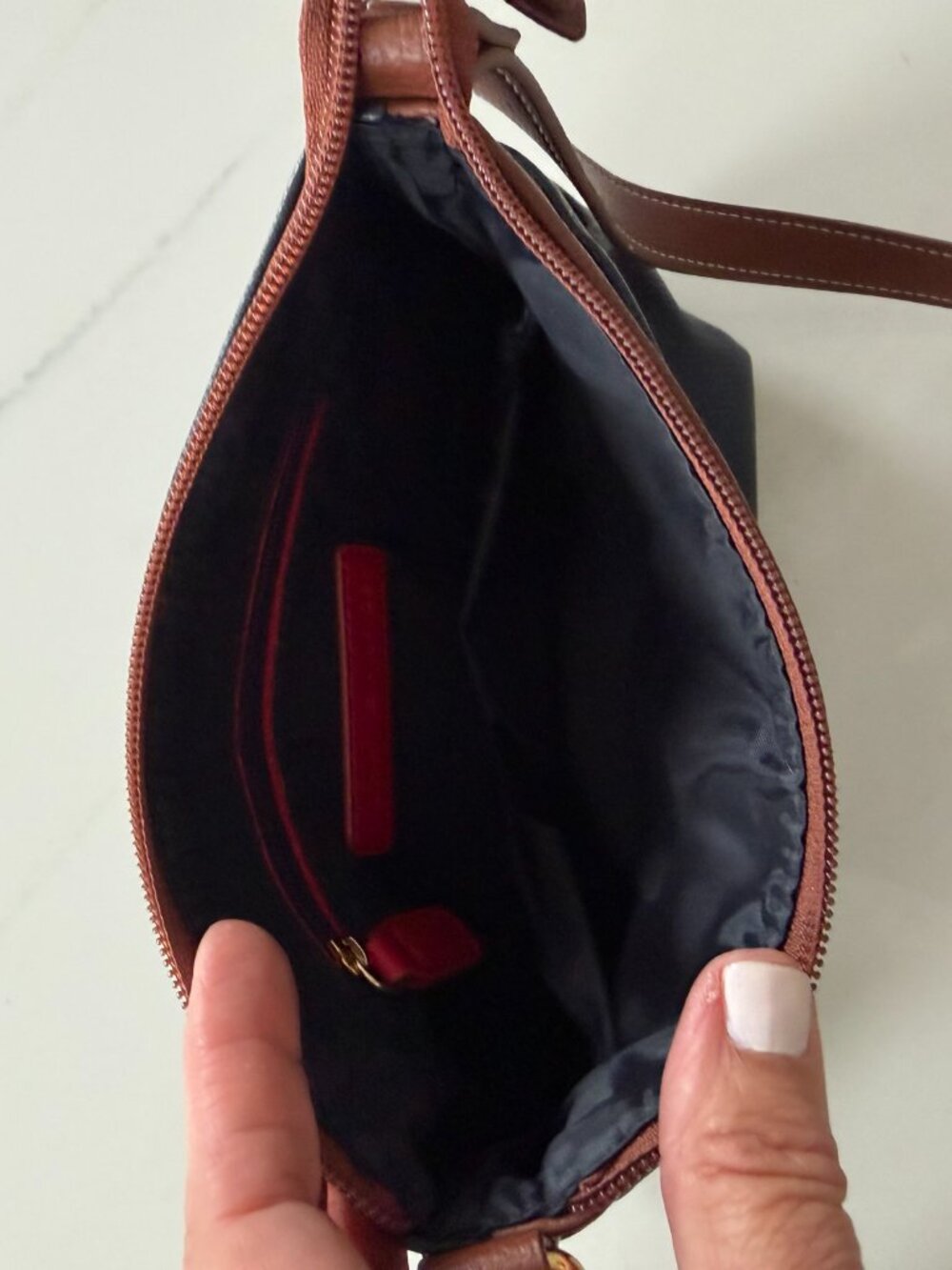 Tommy Hilfiger Navy Blue & Brown Crossbody Bag Gold Logo Crossbody Purse - Picture 9 of 13